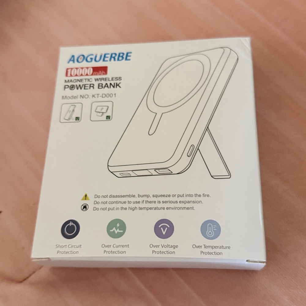 Mag-safe Portable charger - Picture 8 of 8